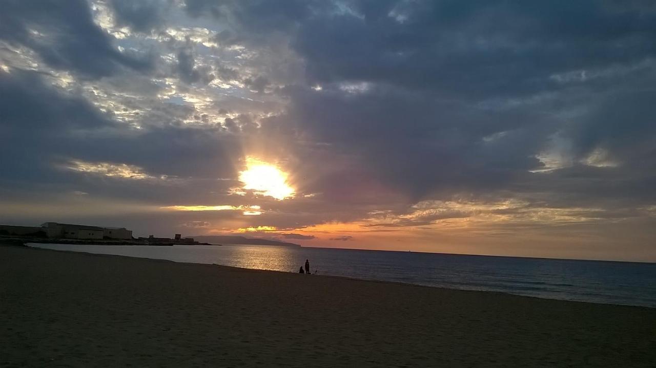 Casa Vacanza Le Farfalle Trapani Esterno foto